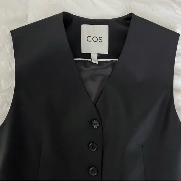 COS | Cropped Single-Breasted Waistcoat - Picture 5 of 15